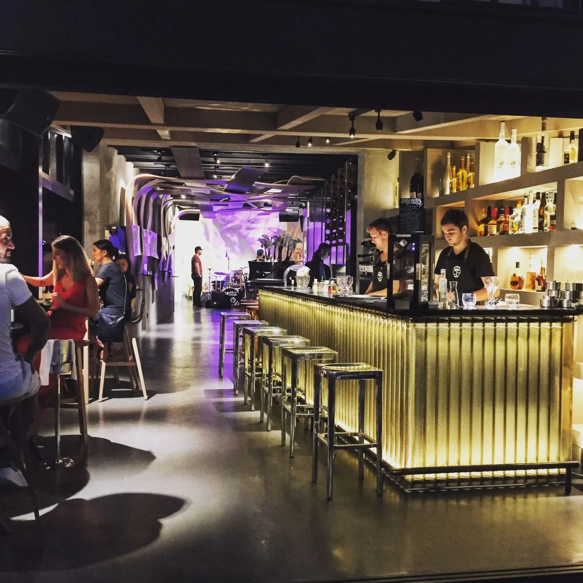 Bar à vins dans les grottes — Da Passano