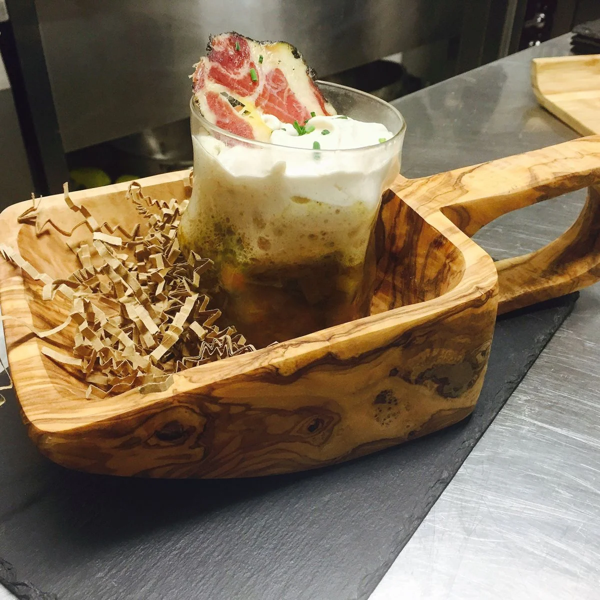 Tartare de veau corse aux huîtres — Da Passano Bonifacio